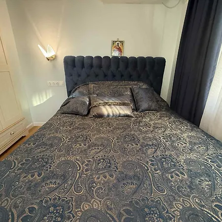 Victoria- две спални делукс до морската градина и центъра Burgas