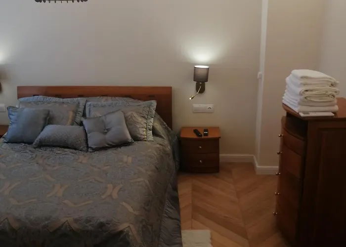 Victoria- две спални делукс до морската градина и центъра Apartmán Burgas City