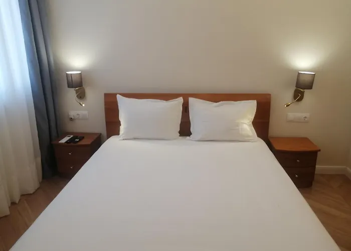 Victoria- две спални делукс до морската градина и центъра