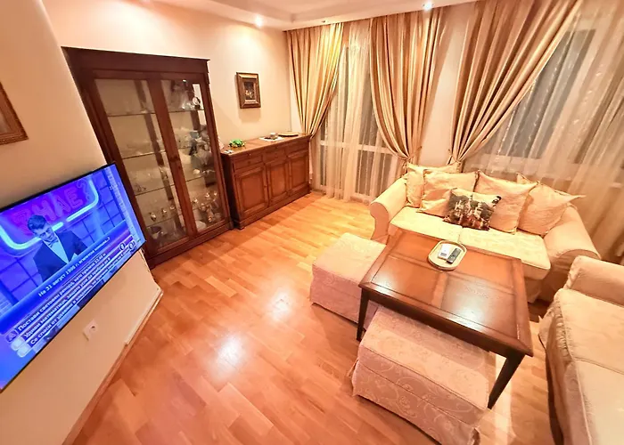 Apartmán Victoria- две спални делукс до морската градина и центъра Burgas City