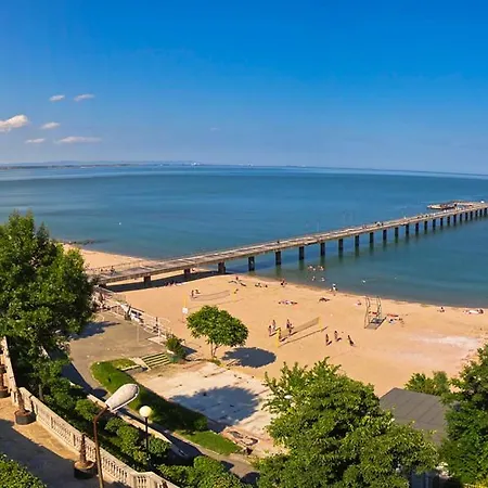 Victoria- две спални делукс до морската градина и центъра Burgas