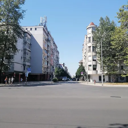 Victoria- две спални делукс до морската градина и центъра * Бургас