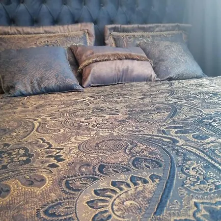 Victoria- две спални делукс до морската градина и центъра Apartment