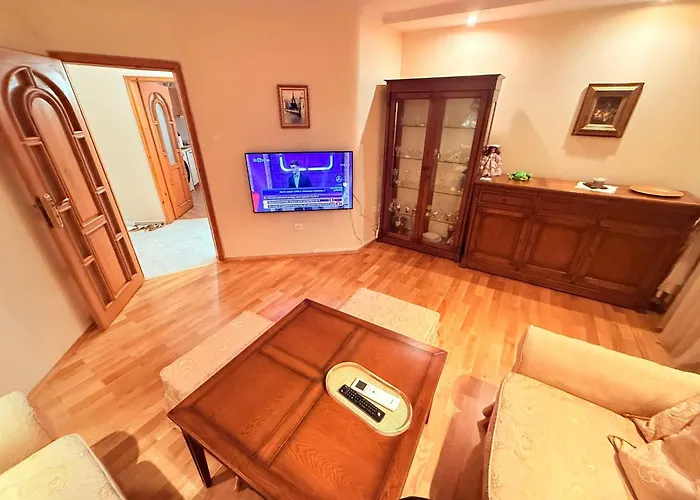 Victoria- две спални делукс до морската градина и центъра Apartment *