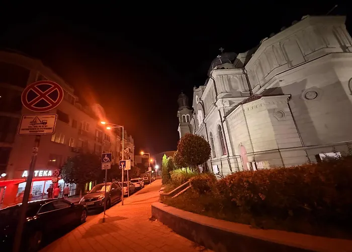 Victoria- две спални делукс до морската градина и центъра Apartment